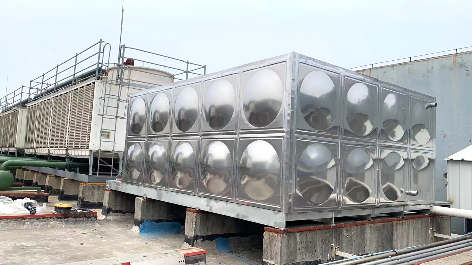 不锈钢生活水箱