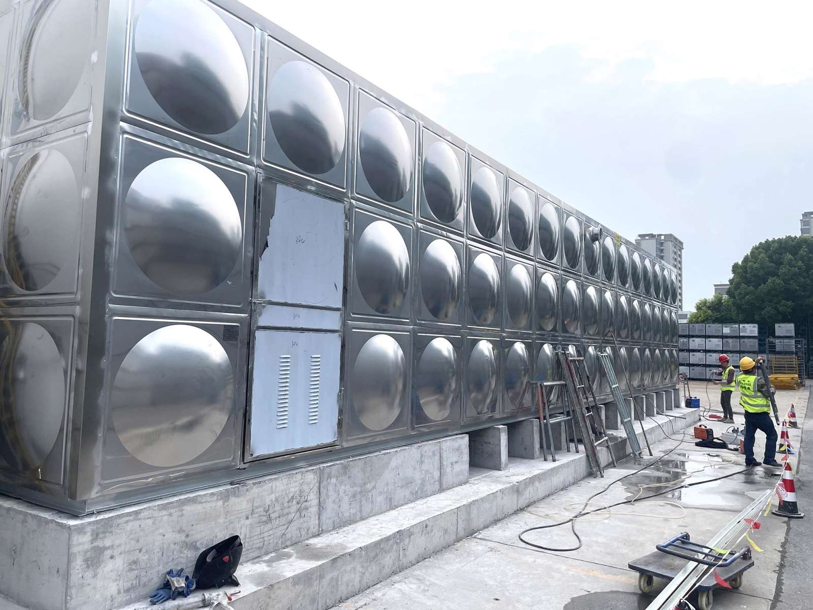 南京空鹰系统工程有限公司 箱泵一体消防水箱水箱12x10x3泵房4x10x3.5